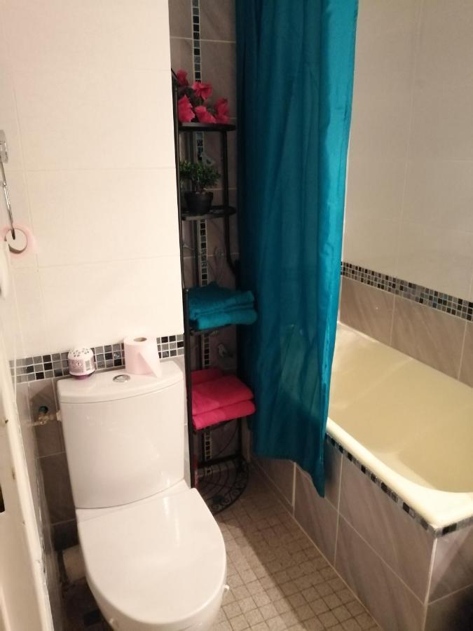 Magnifique Studio Non Fumeur Pres De La Gare Béziers Esterno foto